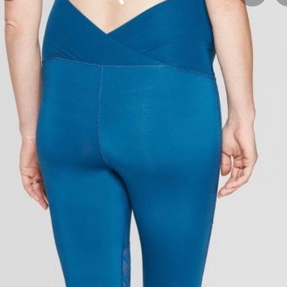 NWT Isabel Maternity sapphire burst wkout Capri - Picture 2 of 5